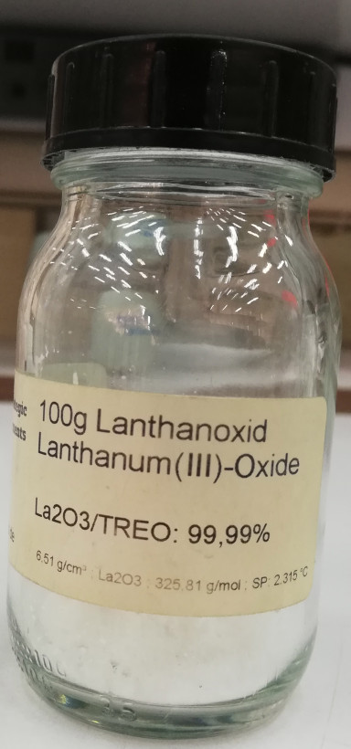 قیمت لانتانیوم اکسید، خرید پودر لانتانیوم اکسید، پودر، اکسید لانتانیوم، La2O3، پودر سرامیکی